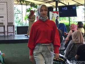 Rilis Busana Muslim, Desainer Jepang Berburu Bahan ke Tanah Abang Naik Ojek