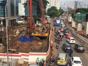 Pipa Gas Bocor di Depan BNN Disterilkan, Lalin Padat Merayap Pipa Gas Bocor di Depan BNN Disterilkan, Lalin Padat Merayap