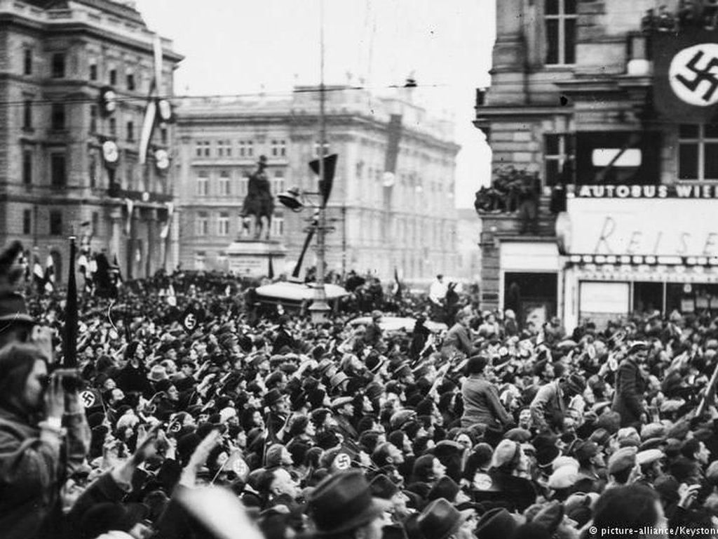 Austria Peringati 80 Tahun Masuknya Hitler dan NAZI ke Wina Austria Peringati 80 Tahun Masuknya Hitler dan NAZI ke Wina
