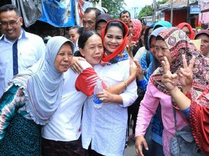 Di Lumajang, Puti Tegaskan Lawan Politik Uang dan Nyanyi Reggae