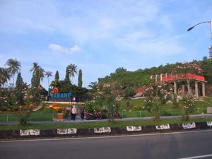 Pemandangan di Tugu Sabang yang Bikin Terpana