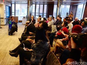 Mahasiswa Harvard Serius Diceramahi Menteri Lulusan SMP Ini Mahasiswa Harvard Serius Diceramahi Menteri Lulusan SMP Ini