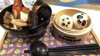 Mencicipi Dumpling Kung Fu Panda dan Madagascar yang Menggemaskan di Kafe Ini