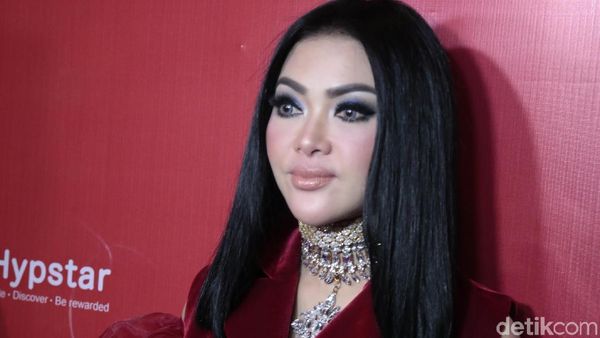 Syahrini Buka Suara soal Mr. H, Siapa Sih?