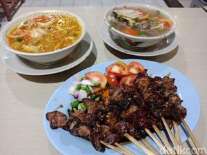 Sate Brebes: Slurp! Puas Jajan Sate, Sop dan Tongseng khas Brebes Racikan Pak Kursin