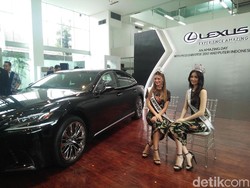 Miss Universe dan Puteri Indonesia Bikin Heboh Konsumen Mobil Mewah