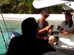 Viral Anggota DPRD Dilarang Bule ke Resort di Mentawai