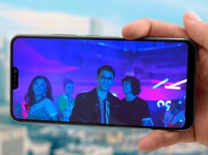 Ponsel Jagoan Vivo V9 Dibanderol Rp 4 Juta