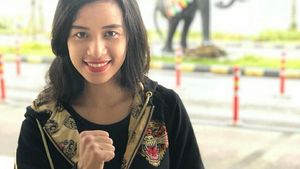 Foto: Sosok Chintya, Pendekar Silat Cantik yang Viral karena Push-up Satu Jari