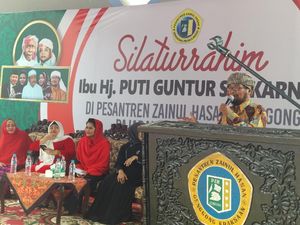 Sambangi Ponpes Probolinggo, Puti Janji Tingkatkan Mutu Pendidikan