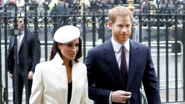 8 Artis Ini Membuktikan Cinta Pada Pandangan Pertama Bukan Mitos