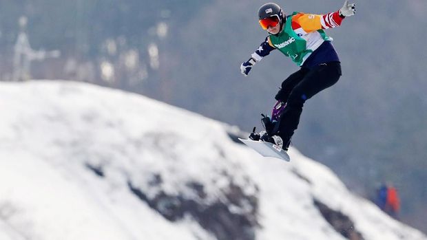 Snowboard - Pyeongchang 2018 Winter Paralympics - Women's Snowboard Cross SB-LL1 - Big Final - Jeongseon Alpine Center - Jeongseon, South Korea - March 12, 2018 - Brenna Huckaby of the US REUTERS/Paul Hanna