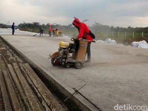 Mengintip Daftar Proyek Tol Jokowi yang Molor