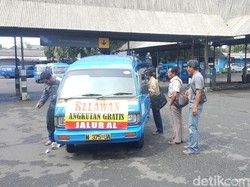 Sopir Angkot di Malang Demo, Begini Suasana Terminal Arjosari