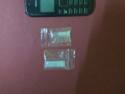 Polisi Tahan Bos Pabrik Kertas yang Tertangkap Pakai Sabu