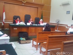 Promosikan First Travel, Vicky Shu: Anniesa Sangat-sangat Minta Tolong