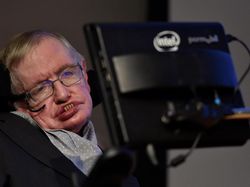 4 Gejala Penyakit ALS yang Melumpuhkan Seperti Menyerang Stephen Hawking