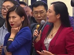 Viral, Gerakan Bola Mata Jurnalis China Saat Konferensi Pers