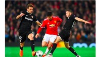 Lawan Sevilla, Sanchez kehilangan bola 42 kali. Gampang kan merenut bola dari pemain asal Chile itu. (Foto: istimewa)