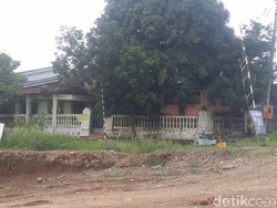Ada Rumah Sengketa di Tengah Tol Batang-Semarang