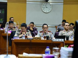 Raker di DPR, Kapolri Paparkan Kendala Pilgub Papua