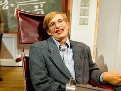 Mengenang Stephen Hawking di Madame Tussauds London