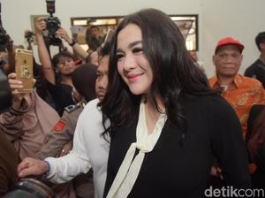 Vicky Shu Tak Sempat Kabarkan Keluarga saat Lahirkan Anak Kedua