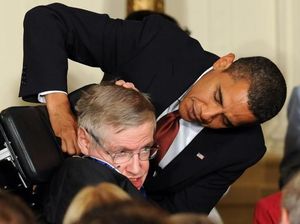 Momen Stephen Hawking Bersama Obama dan Tokoh Penting Dunia
