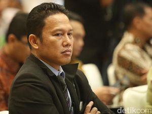 KPK Tunda Umumkan Hasil Pemeriksaan Brigjen Aris KPK Tunda Umumkan Hasil Pemeriksaan Brigjen Aris