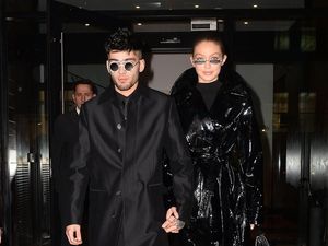 Move On dari Gigi Hadid, Zayn Malik Follow Demi Lovato