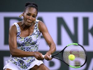 Venus Lolos ke Perempatfinal