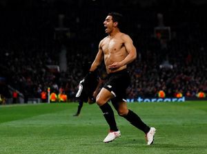 Luar Biasa, Ben Yedder!