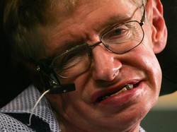 Kontroversi Stephen Hawking yang Tak Percaya Tuhan di Alam Semesta