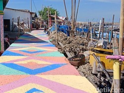 Kampung Nelayan Kumuh di Jakarta Utara Kini Cantik Warna-warni