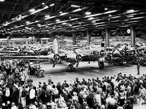 Foto Jadul Pabrik Boeing yang Disembunyikan