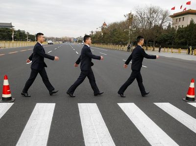 Foto: Lho Ada The Beatles di Konferensi Parpol China?