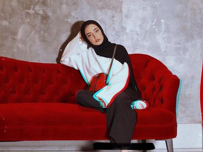 Foto: Gaya Hijab SWAG ala Hijabers Dubai Leena Al Ghouti