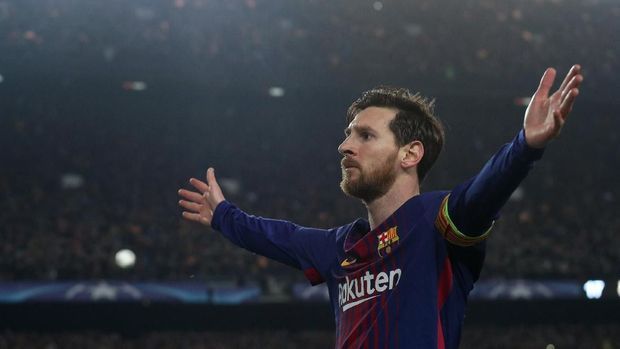 Gaya bermain Neymar dinilai Pele lebih mirip Lionel Messi dibandingkan Cristiano Ronaldo. (