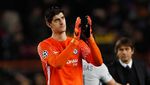 Foto: Courtois Jadi Sasaran Ledekan Setelah Dikolongi Messi