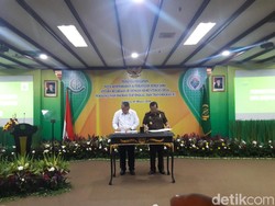 Saat Mendes Eko Curhat soal Tunjangan Kinerja di Kejagung RI