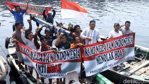Nelayan Cilincing Tolak Hoax
