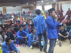 Tolak UU MD3, Puluhan Mahasiswa Sidoarjo Duduki Kantor DPRD