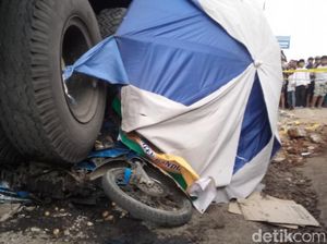 Truk Tabrak Tiga Kendaraan di Banjaran Bandung, Dua Orang Tewas