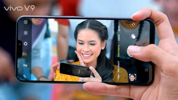 Melihat Lebih Dekat Vivo V9 yang Mirip iPhone X