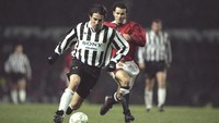 Alessandro Del Piero juga dilatih Capello sewaktu bermain untuk Juventus. (Foto: Graham Chadwick/Allsport)