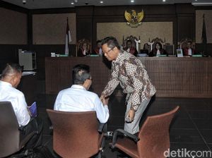Wakil Ketua MPR Mahyudin Bersaksi untuk Novanto
