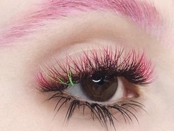 Tren Kecantikan Aneh: Bulu Mata Ombre dan Alis High-heels