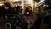 Kumpulan Kata-kata Bijak Stephen Hawking yang Inspiratif