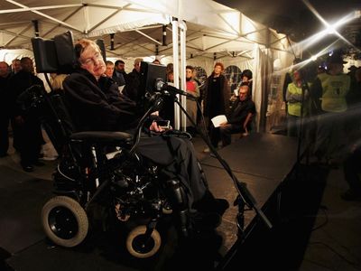 Kumpulan Kata-kata Bijak Stephen Hawking yang Inspiratif
