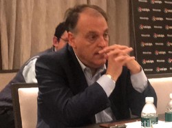 Tebas Desak Laporta Jelaskan Kasus Suap Wasit Barcelona!